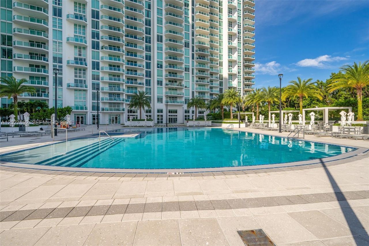 3201 NE 183rd St , Unit 3107, Aventura, FL 33160 Photo