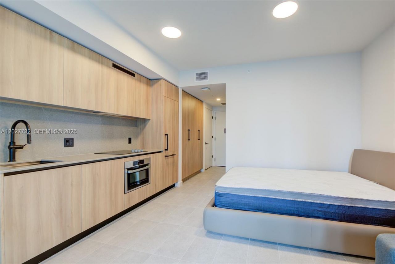 121 NE 5th St, Unit 1809, Miami, FL 33132 Photo