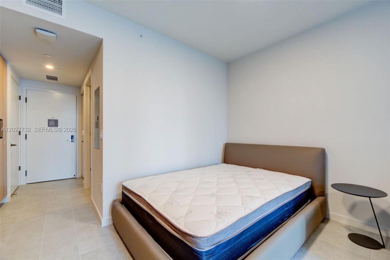 121 NE 5th St, Unit 1809, Miami, FL 33132 Photo