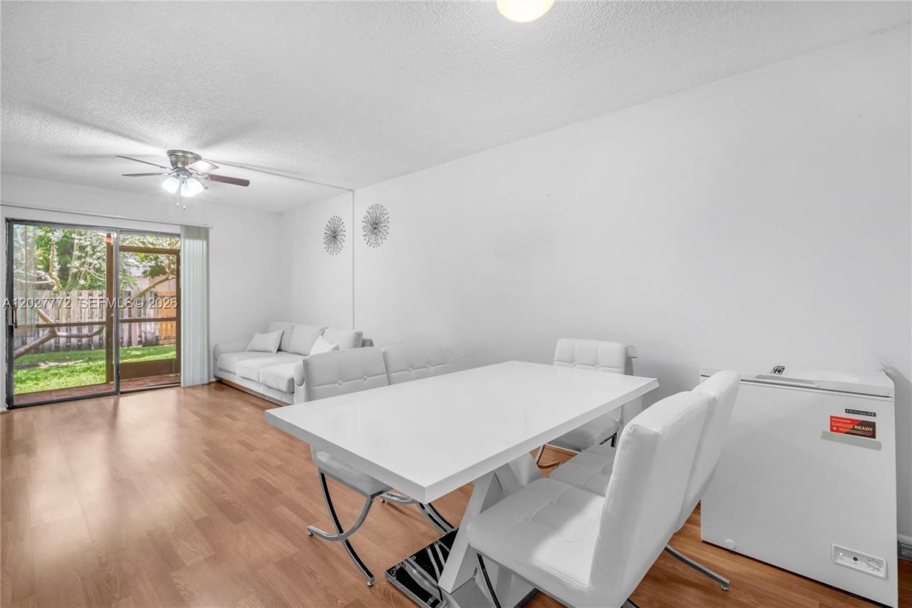 9181 NW 1st Ct , Unit 101, Pembroke Pines, FL 33024 Photo