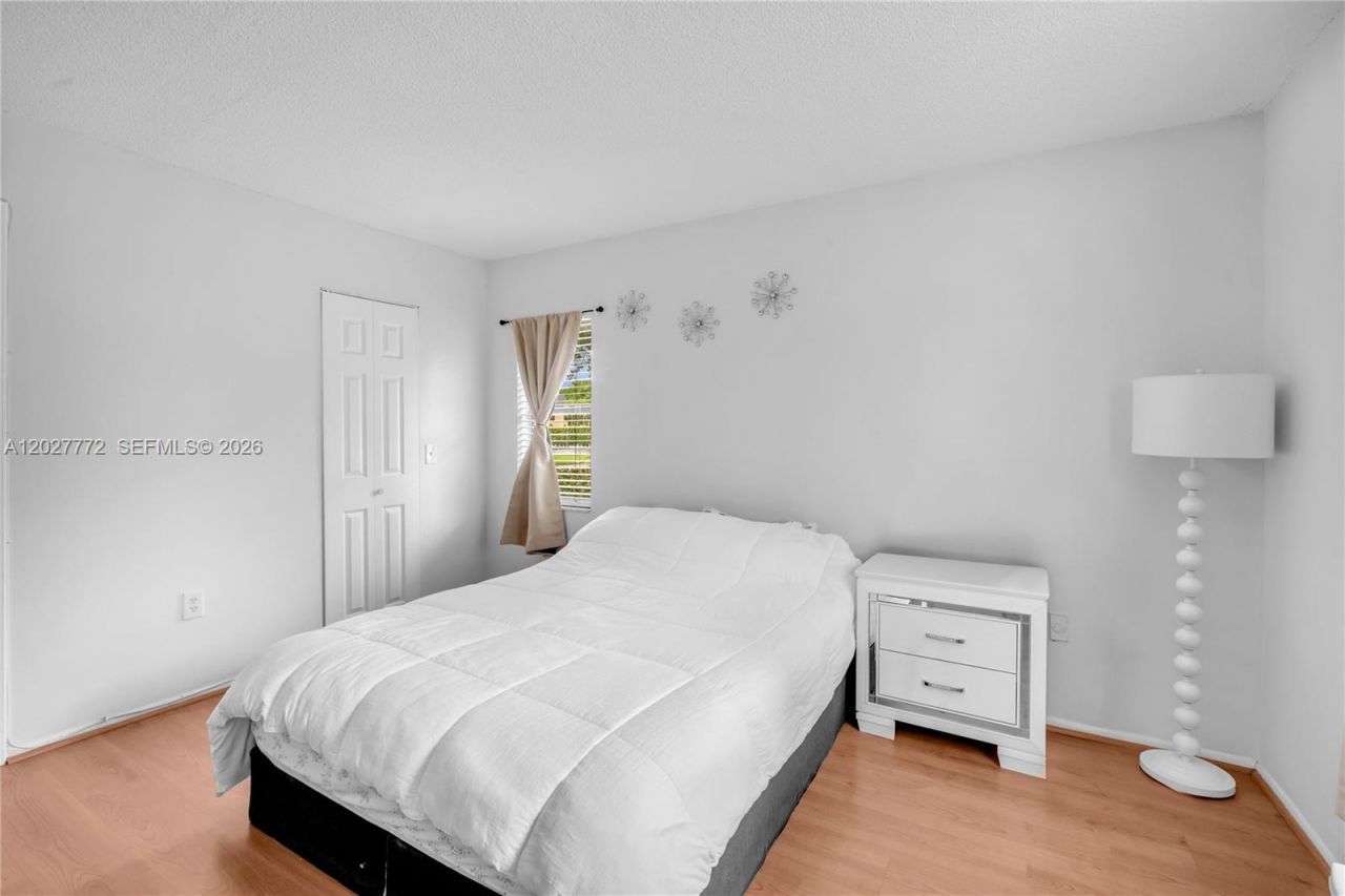 9181 NW 1st Ct , Unit 101, Pembroke Pines, FL 33024 Photo