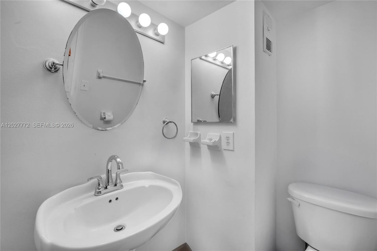 9181 NW 1st Ct , Unit 101, Pembroke Pines, FL 33024 Photo