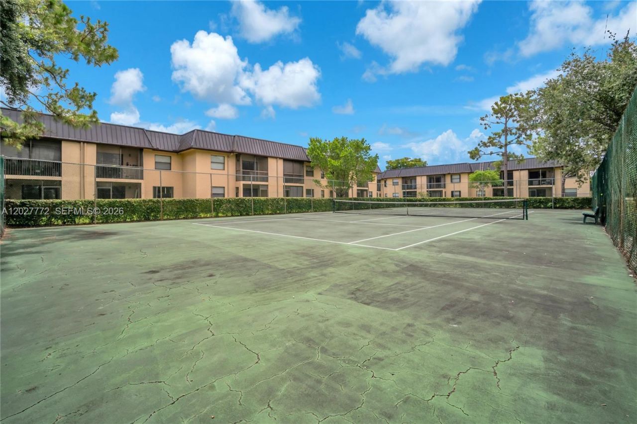 9181 NW 1st Ct , Unit 101, Pembroke Pines, FL 33024 Photo