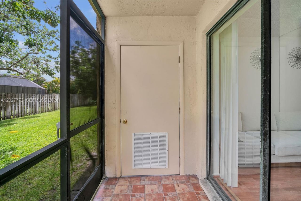 9181 NW 1st Ct , Unit 101, Pembroke Pines, FL 33024 Photo