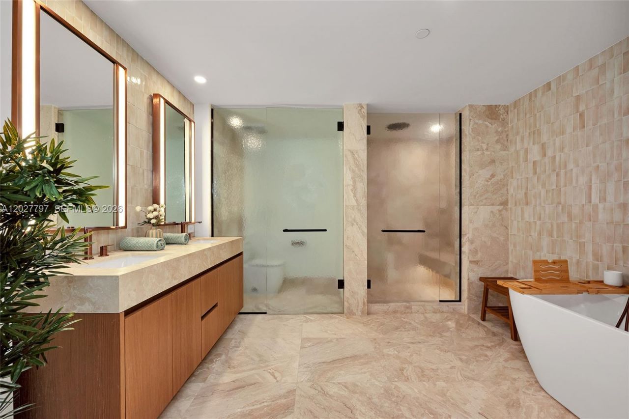 1176 97th St , Unit 502, Bay Harbor Islands, FL 33154 Photo
