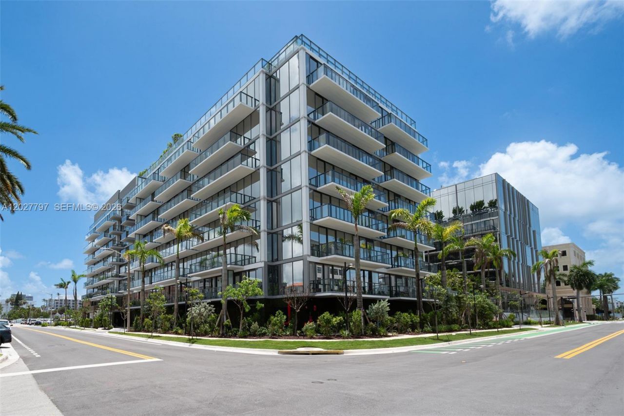 1176 97th St , Unit 502, Bay Harbor Islands, FL 33154 Photo