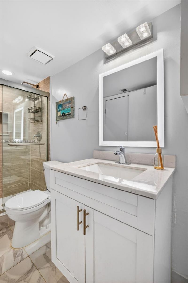 566 N University Dr , Plantation, FL 33324 Photo