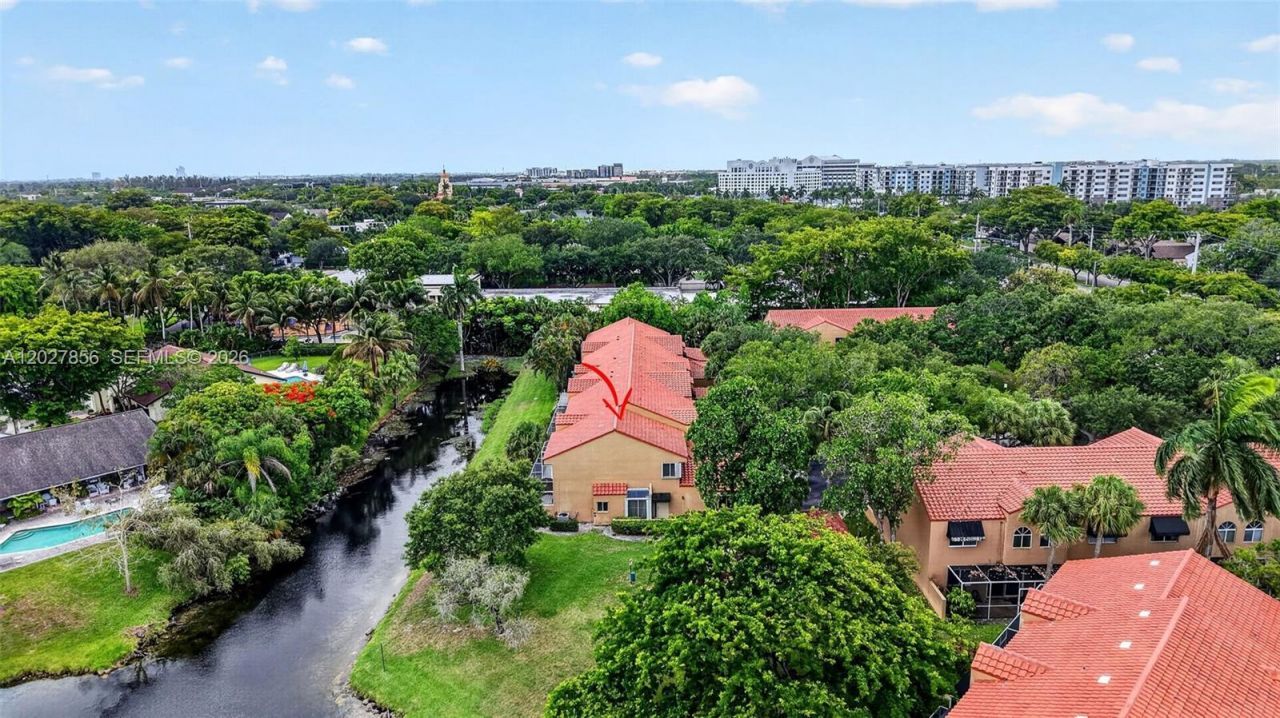 566 N University Dr , Plantation, FL 33324 Photo