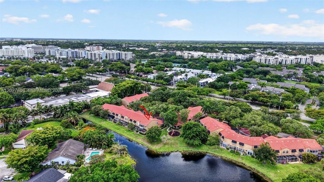 566 N University Dr , Plantation, FL 33324 Photo