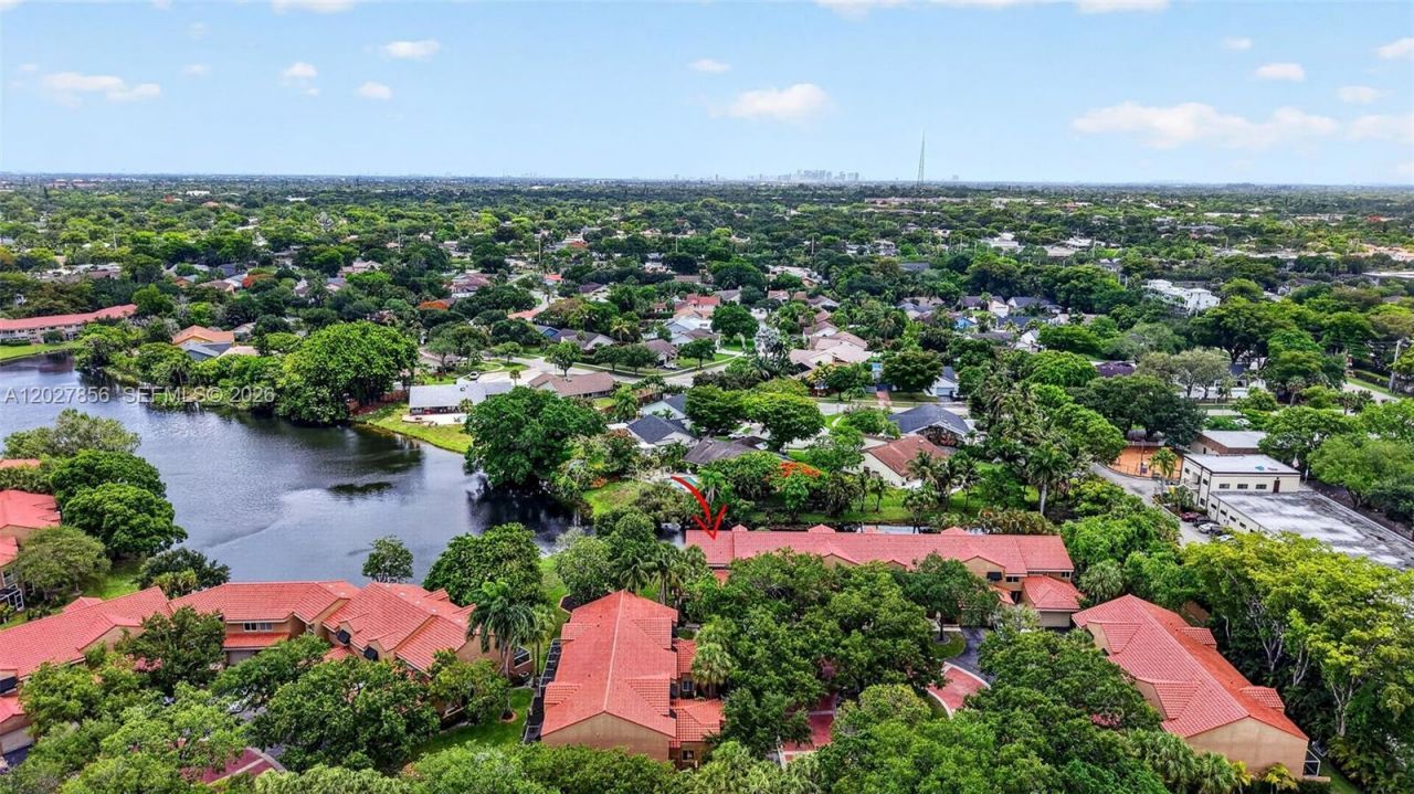 566 N University Dr , Plantation, FL 33324 Photo
