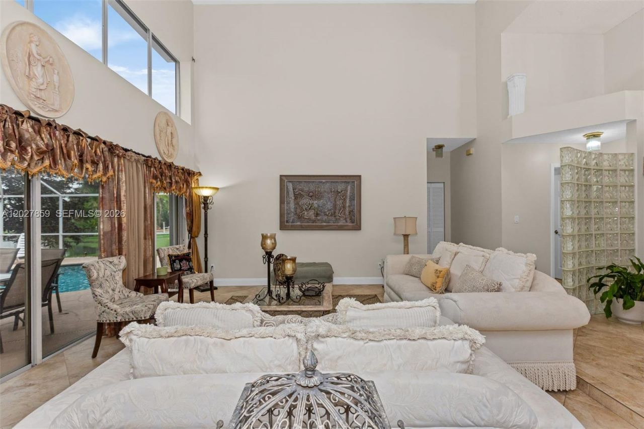10237 SW 12th St , Pembroke Pines, FL 33025 Photo