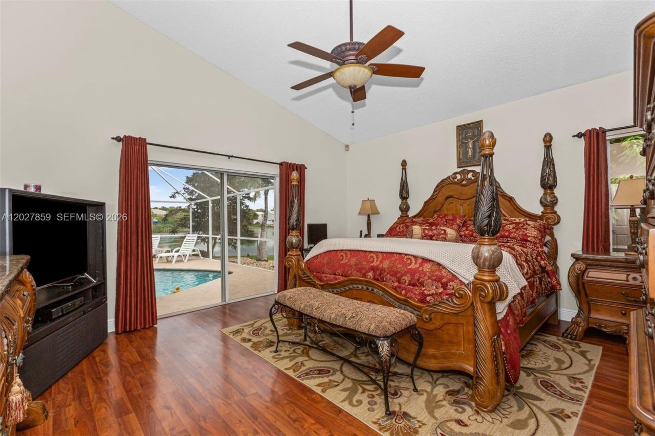 10237 SW 12th St , Pembroke Pines, FL 33025 Photo