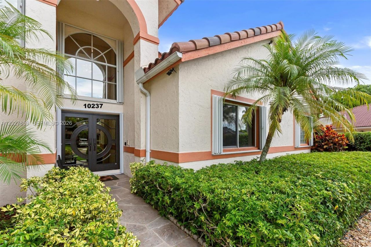 10237 SW 12th St , Pembroke Pines, FL 33025 Photo