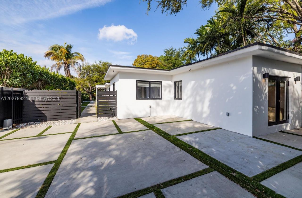 901 NE 82nd Ter, Miami, FL 33138 Photo