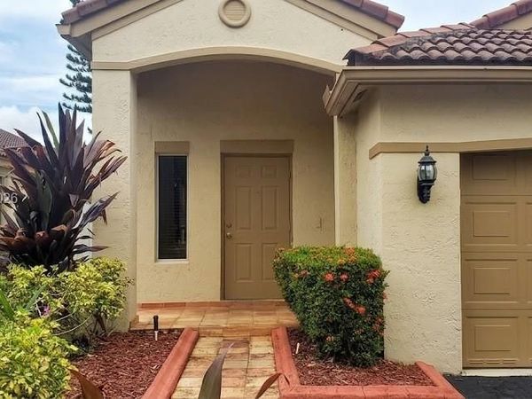 1455 Mira Vista Cir , Weston, FL 33327