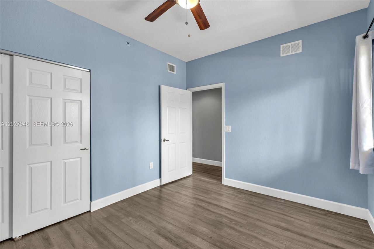 7715 Yardley Dr, Unit 106, Tamarac, FL 33321 Photo