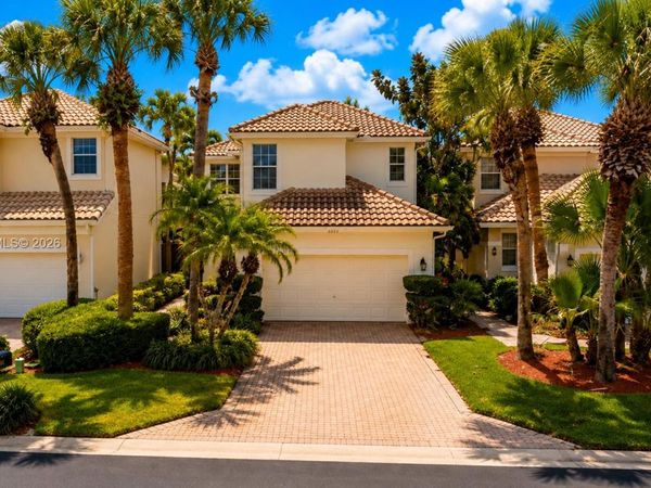 6646 NW 25th Ter, Boca Raton, FL 33496