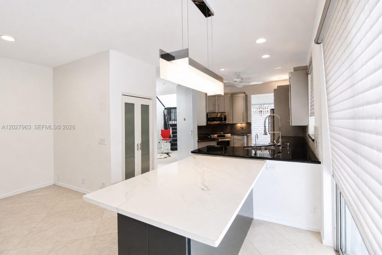 6646 NW 25th Ter, Boca Raton, FL 33496 Photo