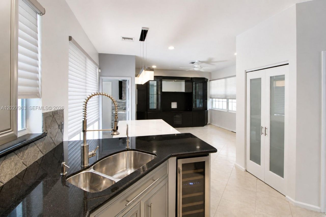 6646 NW 25th Ter, Boca Raton, FL 33496 Photo