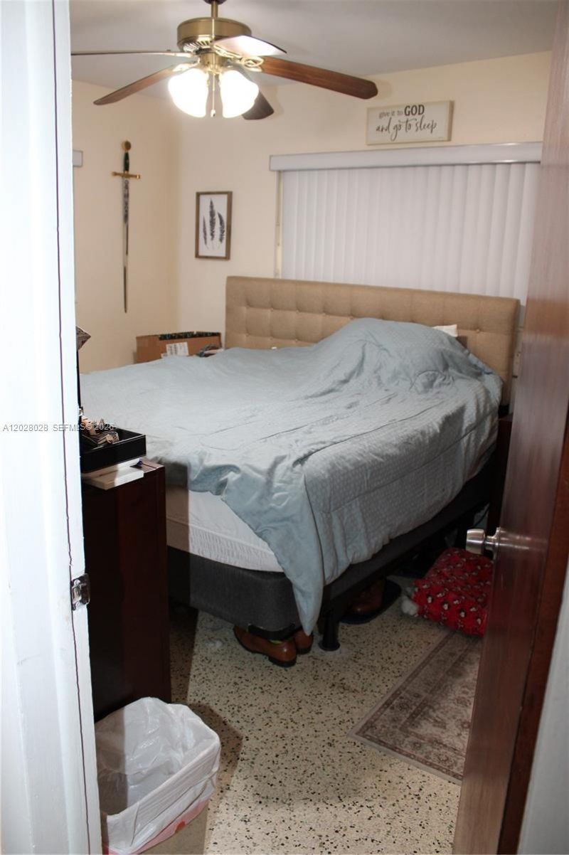 1022 NW 22nd Pl , Miami, FL 33125 Photo