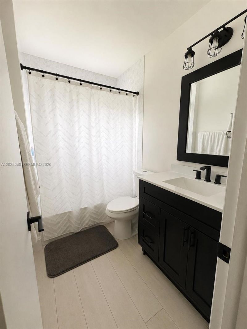 11 Redwood Cir , Plantation, FL 33317 Photo