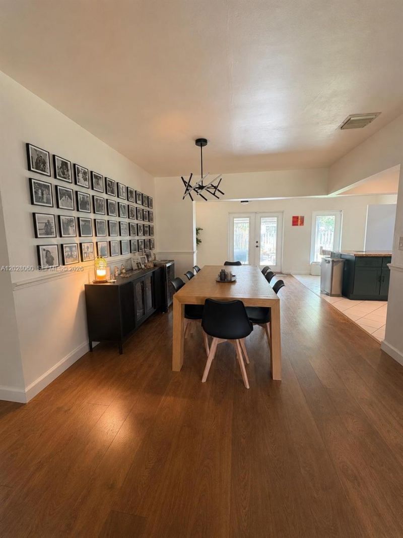 11 Redwood Cir , Plantation, FL 33317 Photo