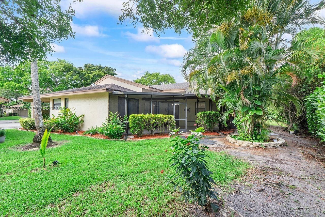 8149 Royal Palm Ct, Unit 3, Tamarac, FL 33321 Photo