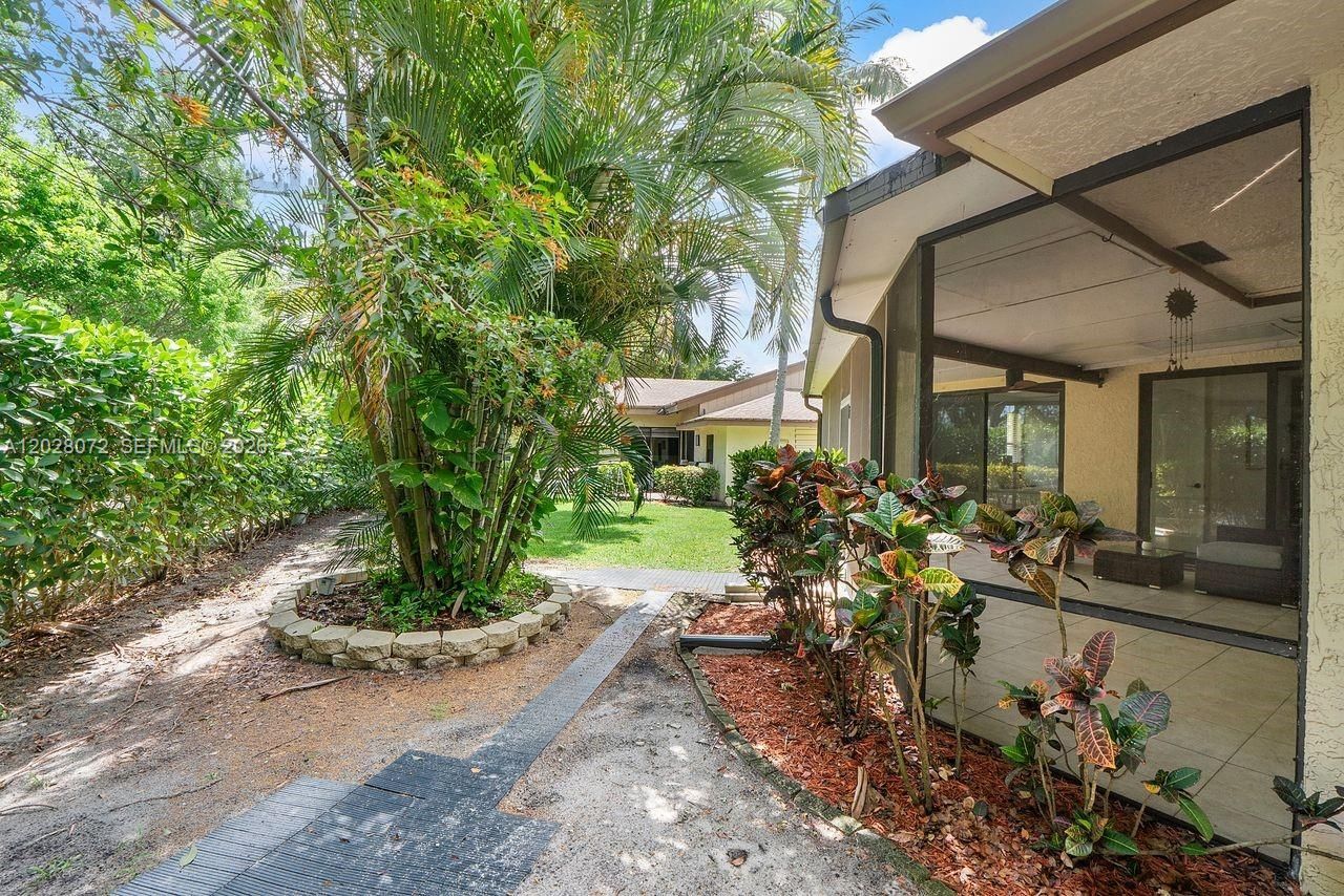 8149 Royal Palm Ct, Unit 3, Tamarac, FL 33321 Photo