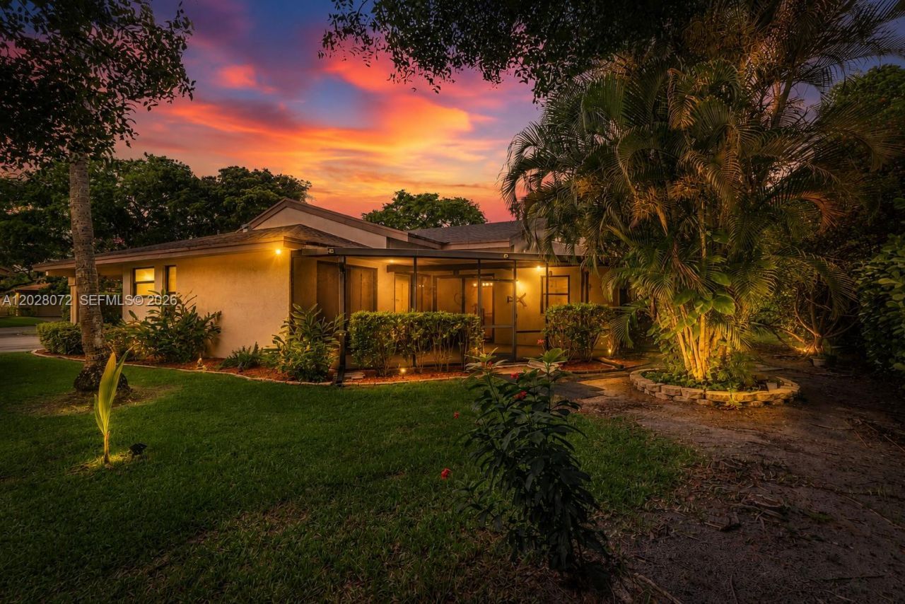 8149 Royal Palm Ct, Unit 3, Tamarac, FL 33321 Photo