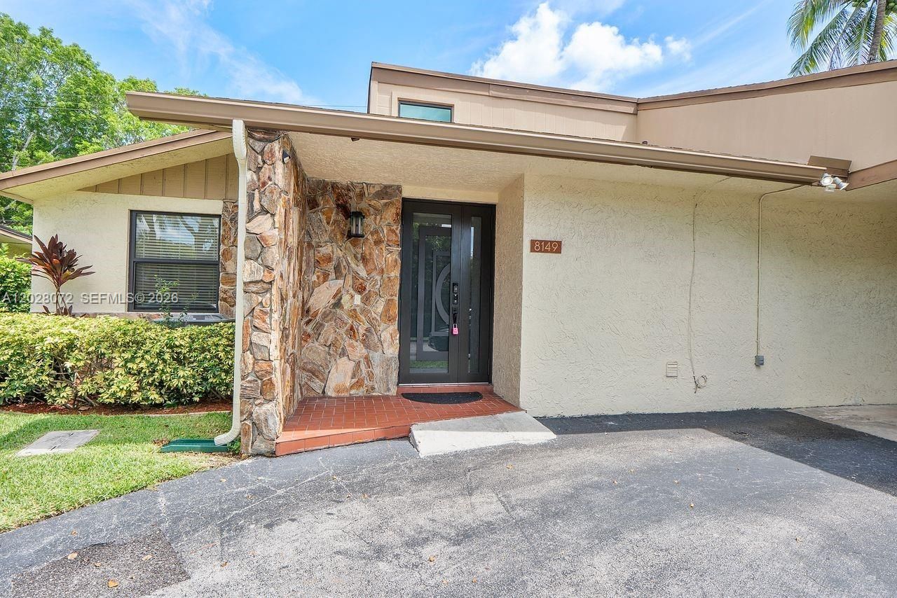 8149 Royal Palm Ct, Unit 3, Tamarac, FL 33321 Photo