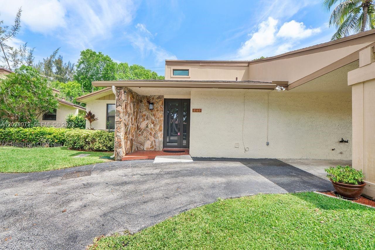 8149 Royal Palm Ct, Unit 3, Tamarac, FL 33321 Photo