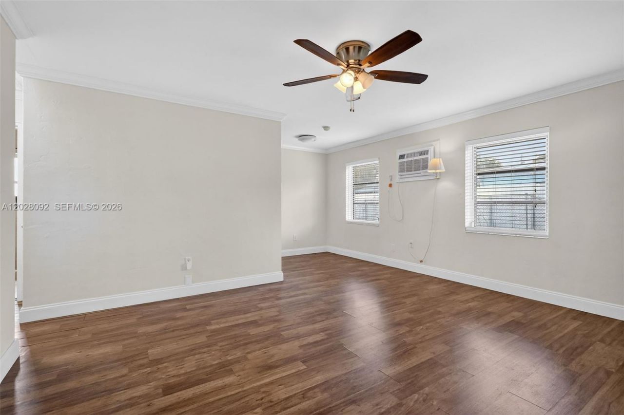 2440 NW 152nd Ter , Miami Gardens, FL 33054 Photo