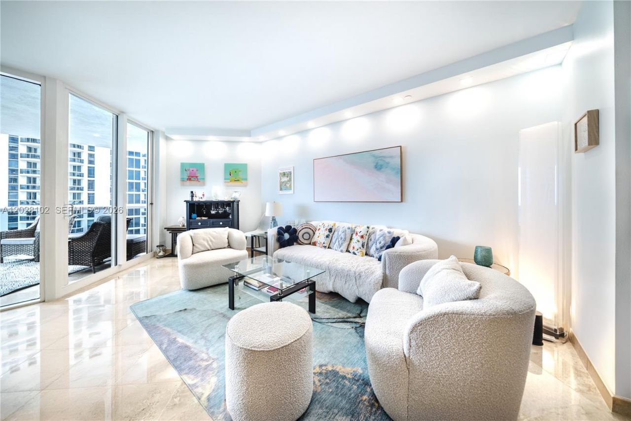 4779 Collins Ave , Unit 3504, Miami Beach, FL 33140 Photo