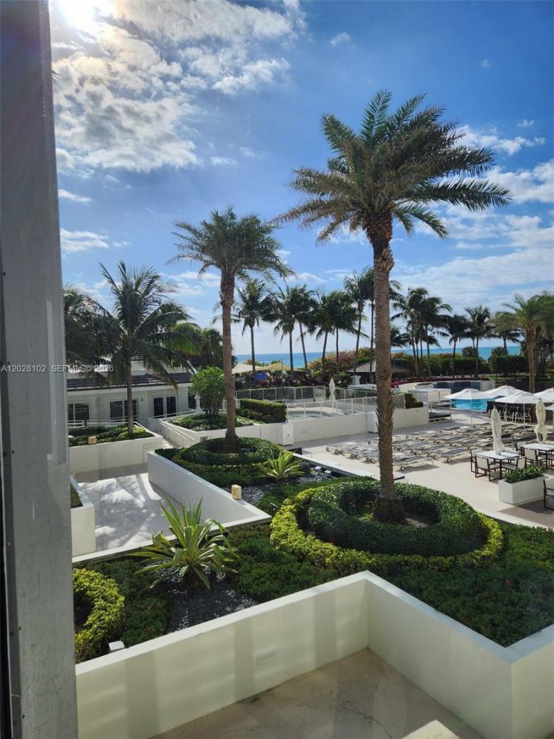 4779 Collins Ave , Unit 3504, Miami Beach, FL 33140 Photo