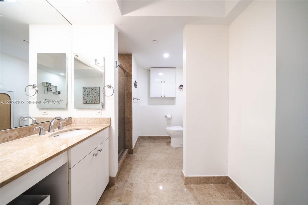 4779 Collins Ave , Unit 3504, Miami Beach, FL 33140 Photo