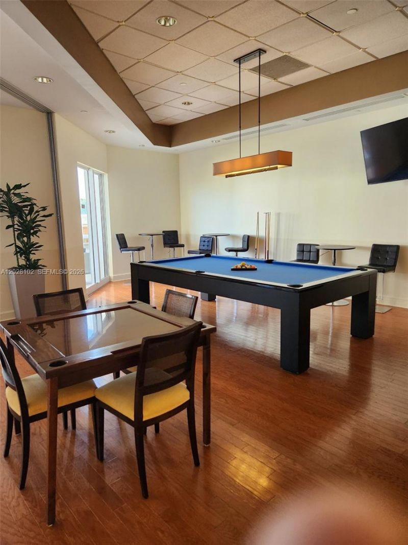 4779 Collins Ave , Unit 3504, Miami Beach, FL 33140 Photo
