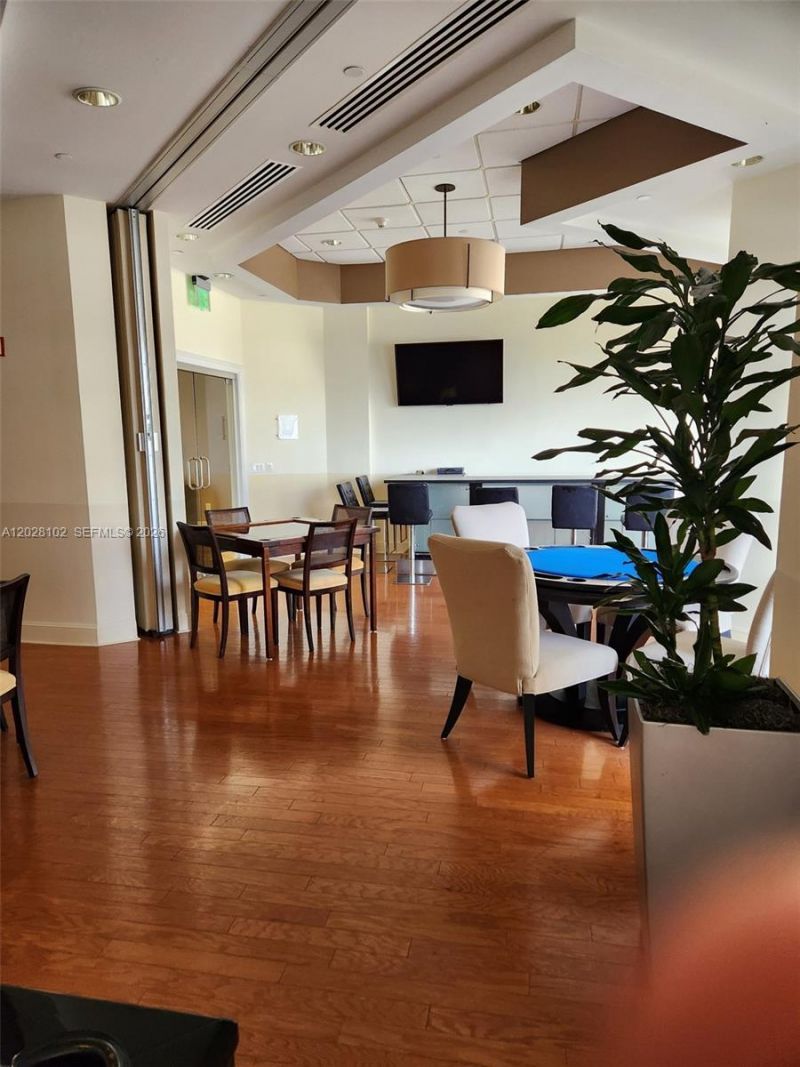 4779 Collins Ave , Unit 3504, Miami Beach, FL 33140 Photo