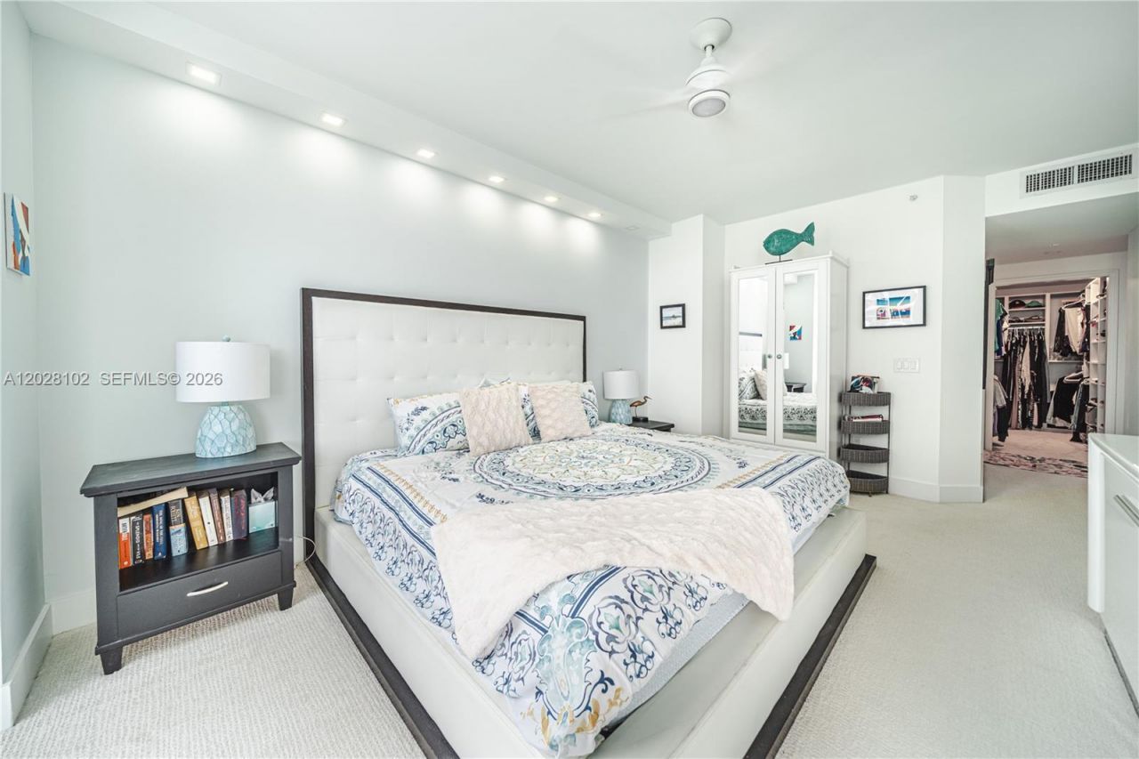 4779 Collins Ave , Unit 3504, Miami Beach, FL 33140 Photo