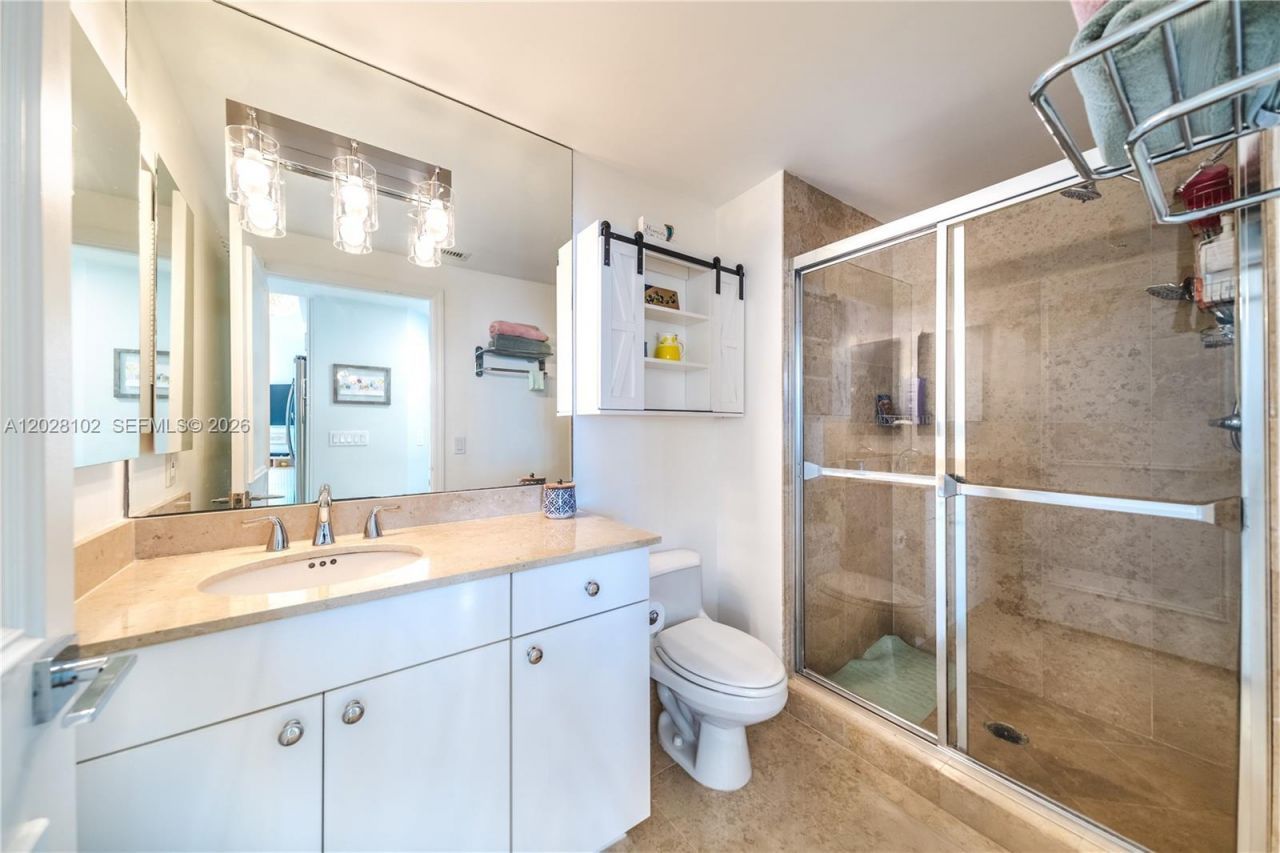 4779 Collins Ave , Unit 3504, Miami Beach, FL 33140 Photo