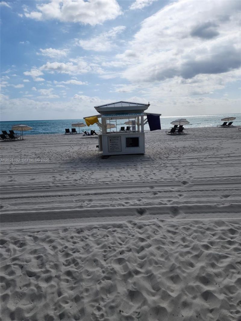 4779 Collins Ave , Unit 3504, Miami Beach, FL 33140 Photo