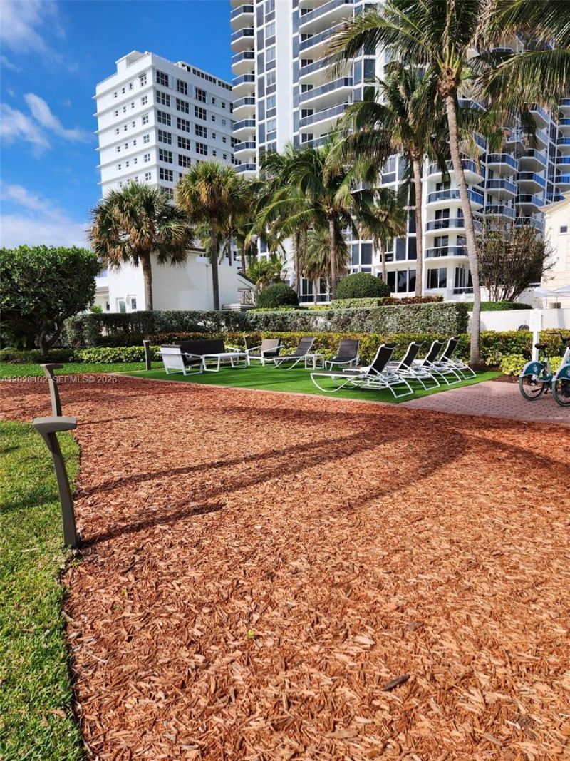 4779 Collins Ave , Unit 3504, Miami Beach, FL 33140 Photo