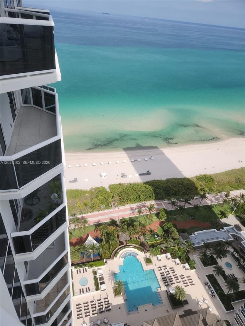 4779 Collins Ave , Unit 3504, Miami Beach, FL 33140 Photo