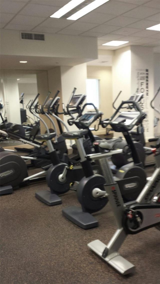 4779 Collins Ave , Unit 3504, Miami Beach, FL 33140 Photo