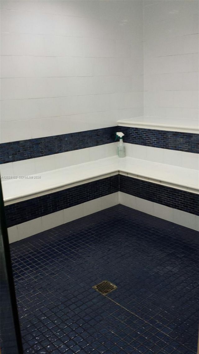 4779 Collins Ave , Unit 3504, Miami Beach, FL 33140 Photo