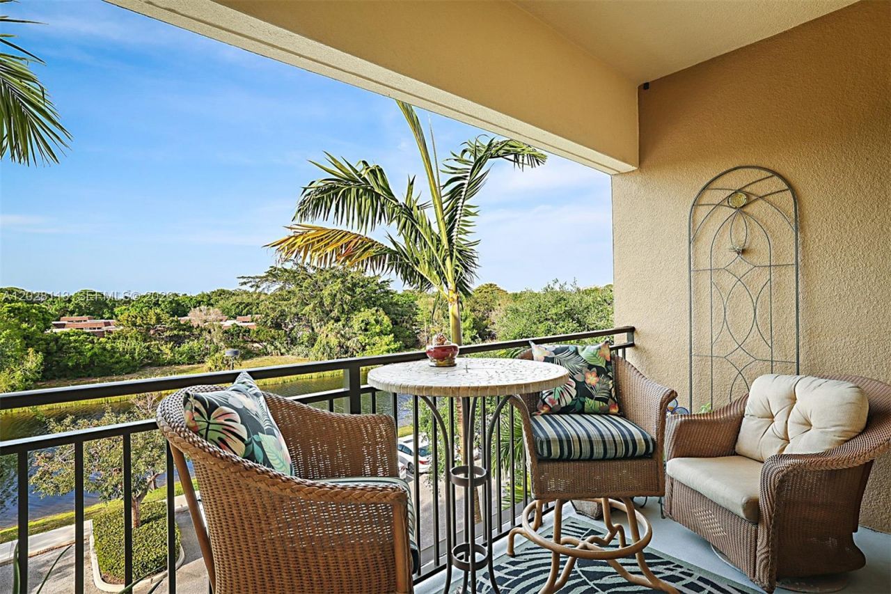 4905 Midtown Ln , Unit 2412, Palm Beach Gardens, FL 33418 Photo