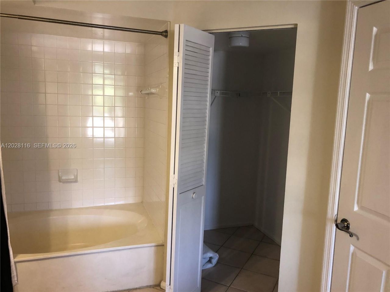 1280 S Alhambra Cir, Unit 2201, Coral Gables, FL 33146 Photo