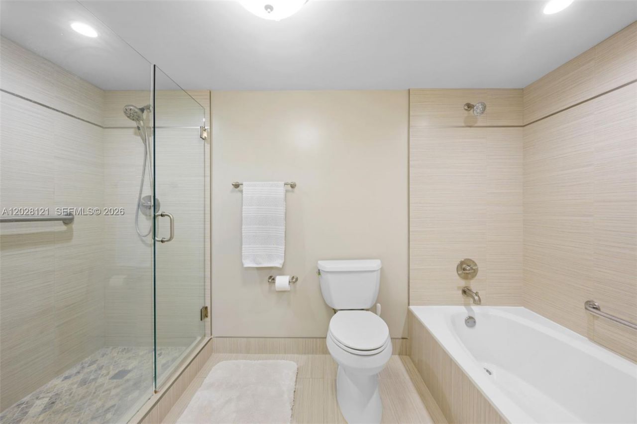 2804 N 46th Ave, Unit C630, Hollywood, FL 33021 Photo