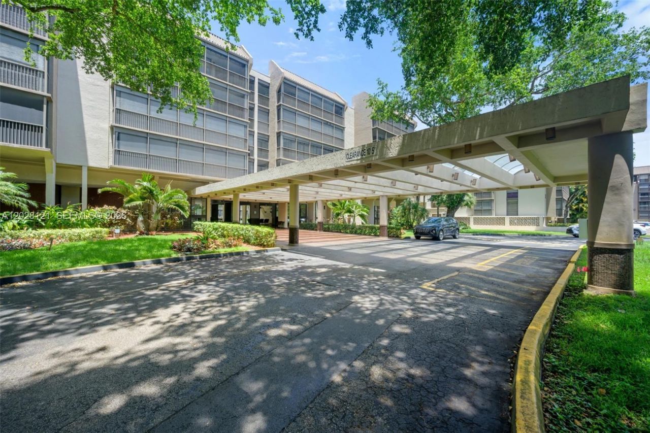 2804 N 46th Ave, Unit C630, Hollywood, FL 33021 Photo
