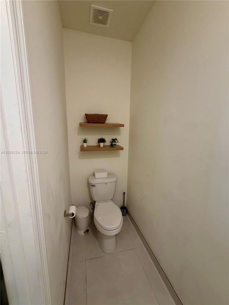11445 W 33rd Ln , Hialeah, FL 33018 Photo