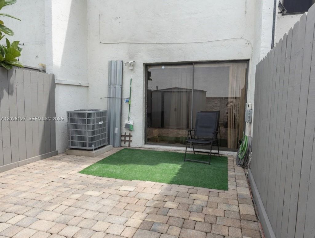 1901 NW S River Dr , Unit 5A, Miami, FL 33125 Photo